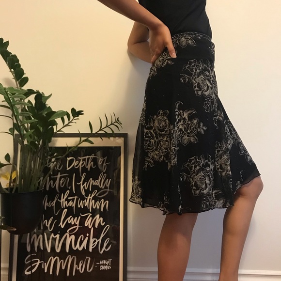 Flowy A-line Skirt - Picture 2 of 5